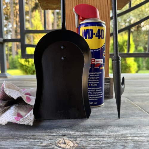 Отстраняване на ръжда и мръсотия от аксесоари за камина