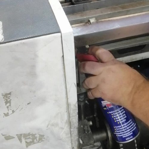 Работен процес във работна среда във фирма, намираща се в гр. Сандански.