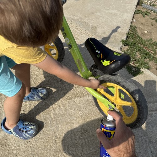 Колелото се върти и детето винаги оставаш ти