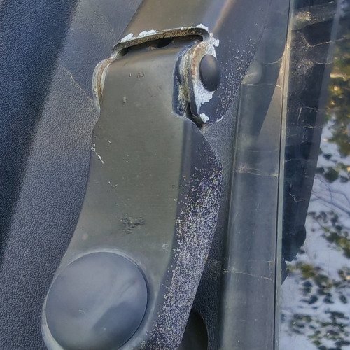 Смазване на рамената на чистачките!