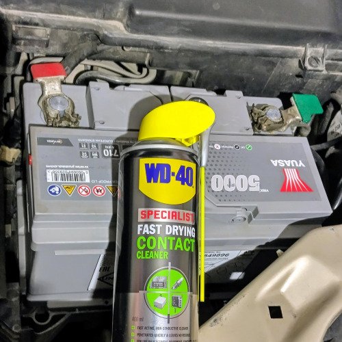 WD-40 Specialist Contact Cleaner – бързо почистване на ел. контакти. Безопасен, прецизен и ефективен.